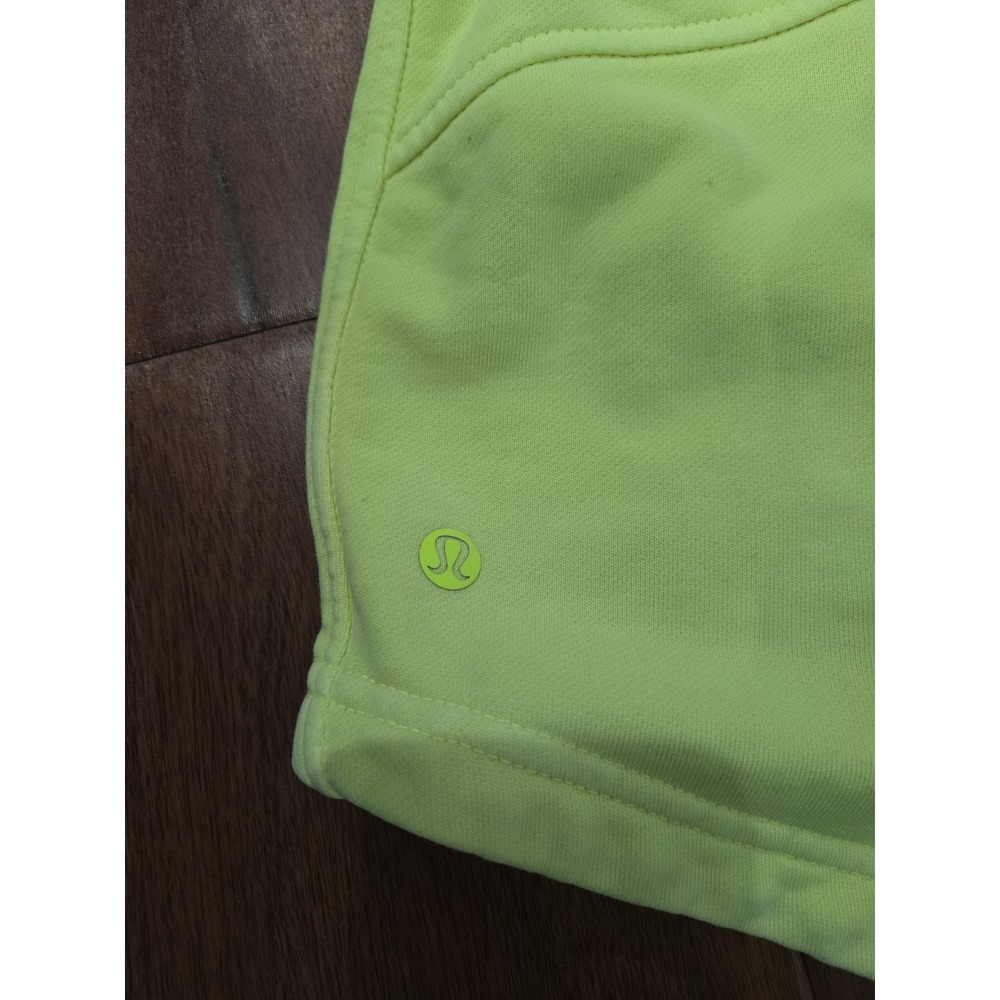 Lululemon sweat shorts‎ - Picture 3 of 3